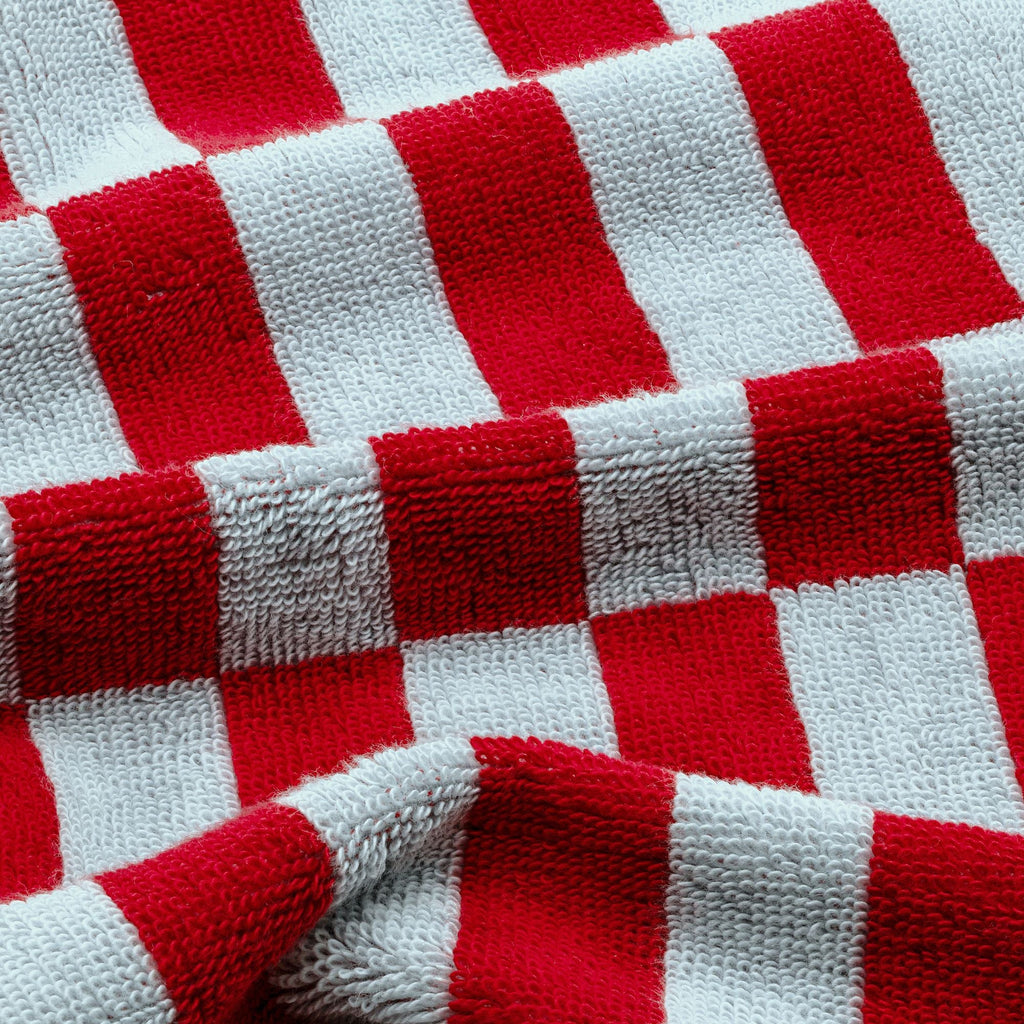 Soft Pietra Australian Cotton towel from Italic, showing plush texture and elegant design on a neutral background.
