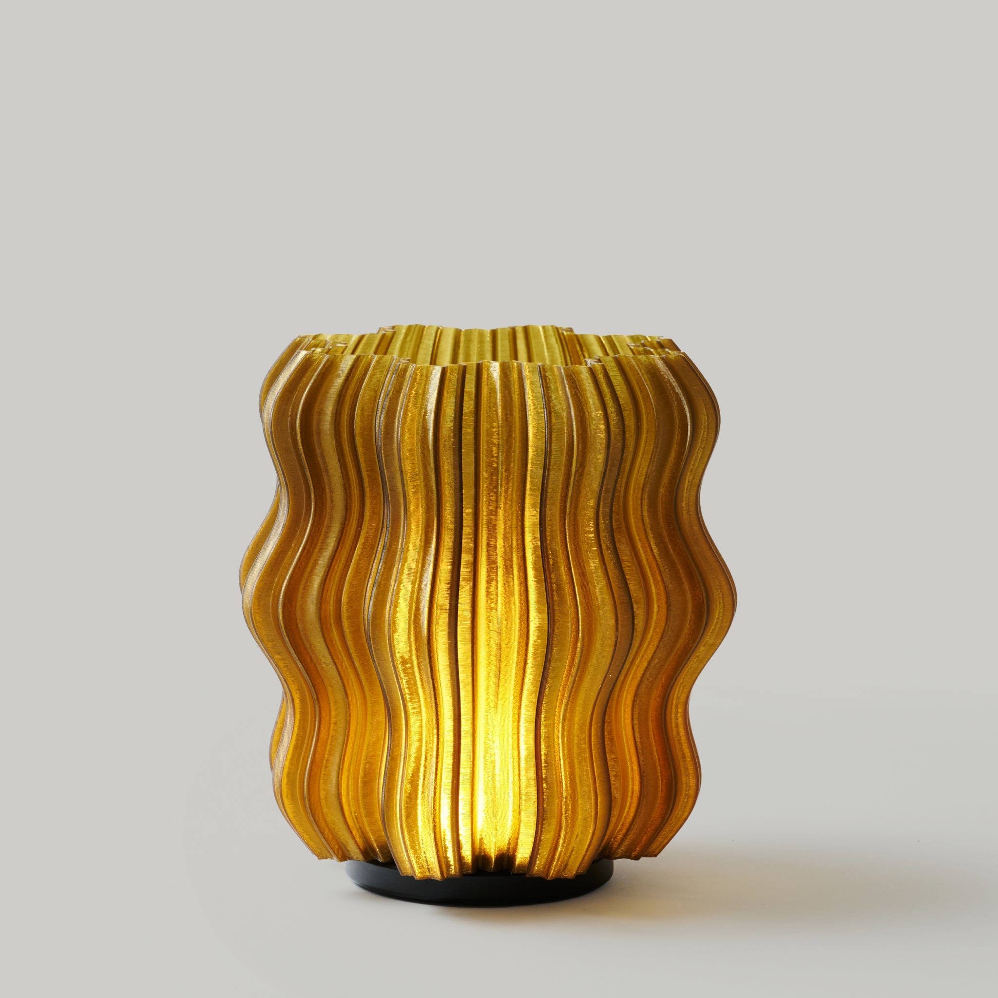 Wooj Design cordless mini wavy lamp with green and purple color, modern design on a white background