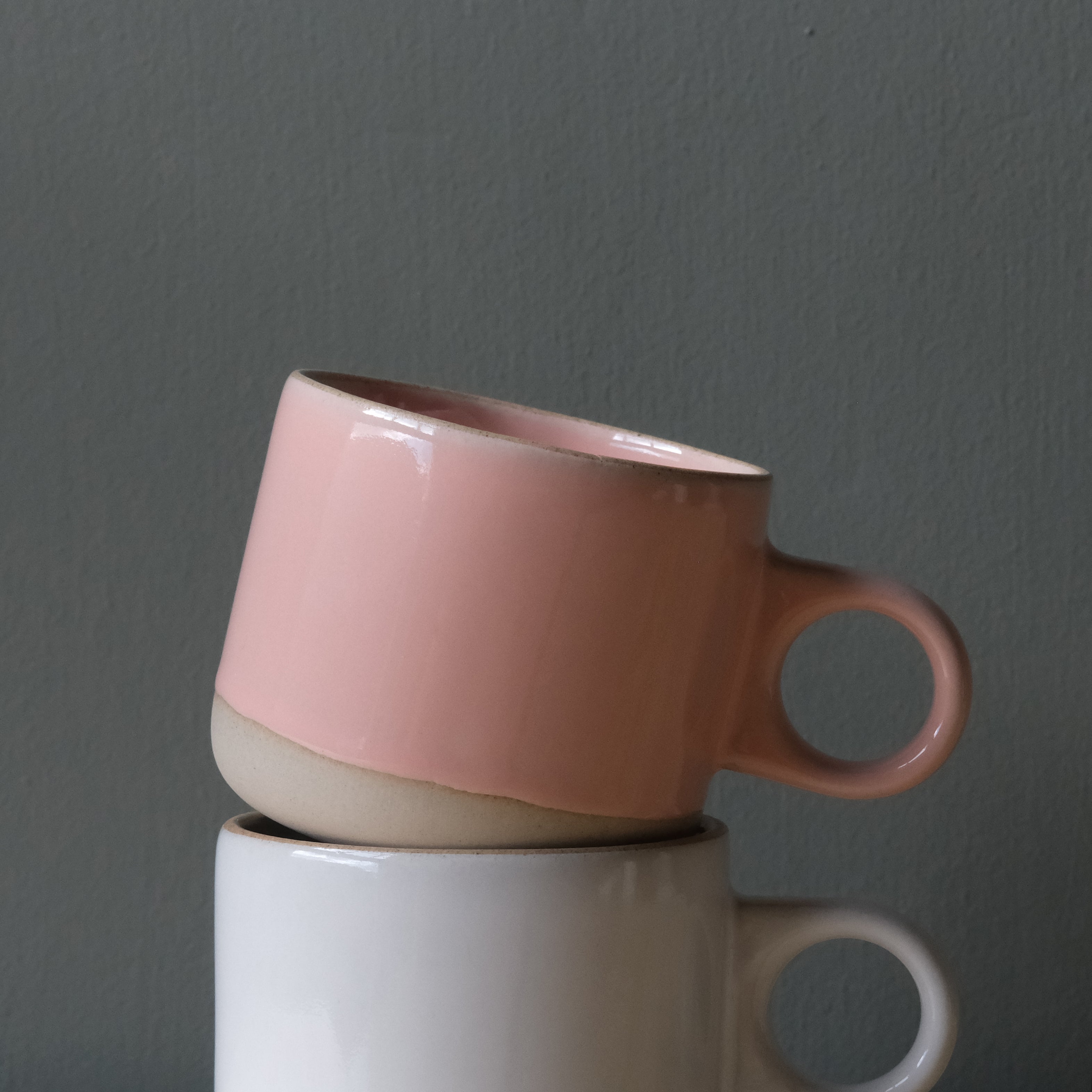Pink Scotty Mug tumbler by Misewell with a dipped design, featuring a sleek, modern look and durable construction.