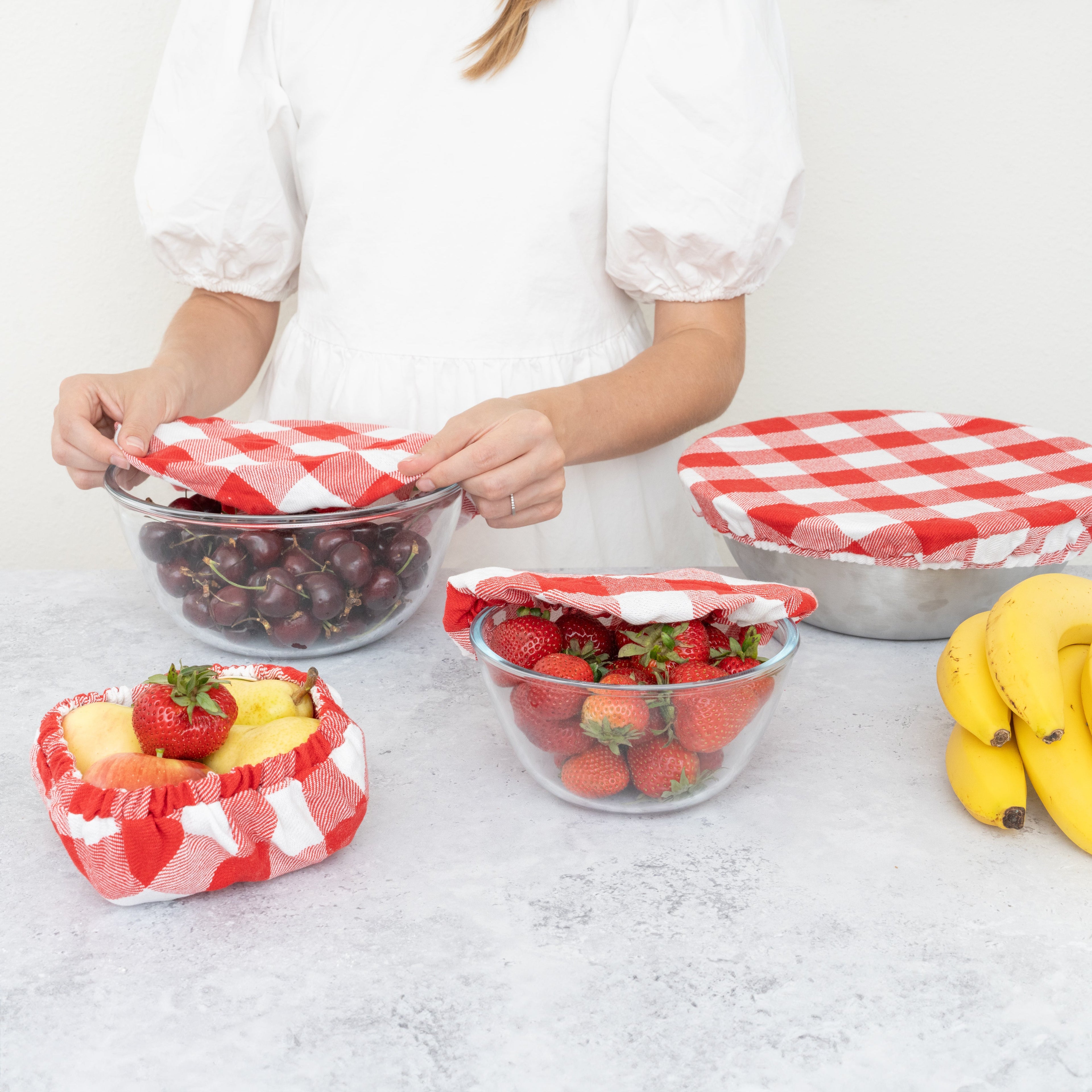 Organic Cotton Mart cloth bowl cover with elastic edge, reusable food cover for bowls, eco-friendly and breathable kitchen accessory.