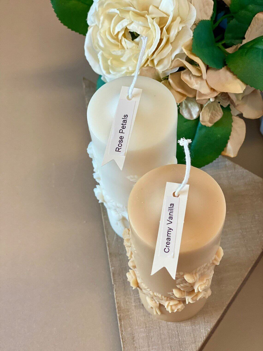 Floral pillar candle made of soy wax with botanical design, handmade candle from Crazy About Candles, sculptural and scented.